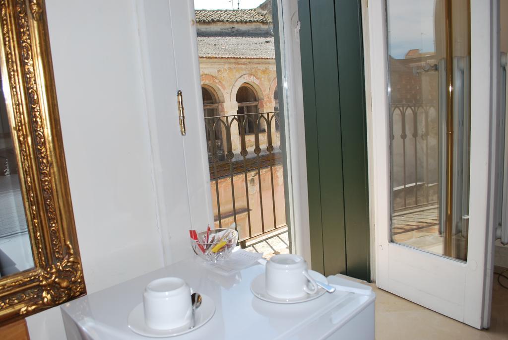 Palazzo Sottile Meninni - Classic Rooms Experience Gravina in Puglia Luaran gambar