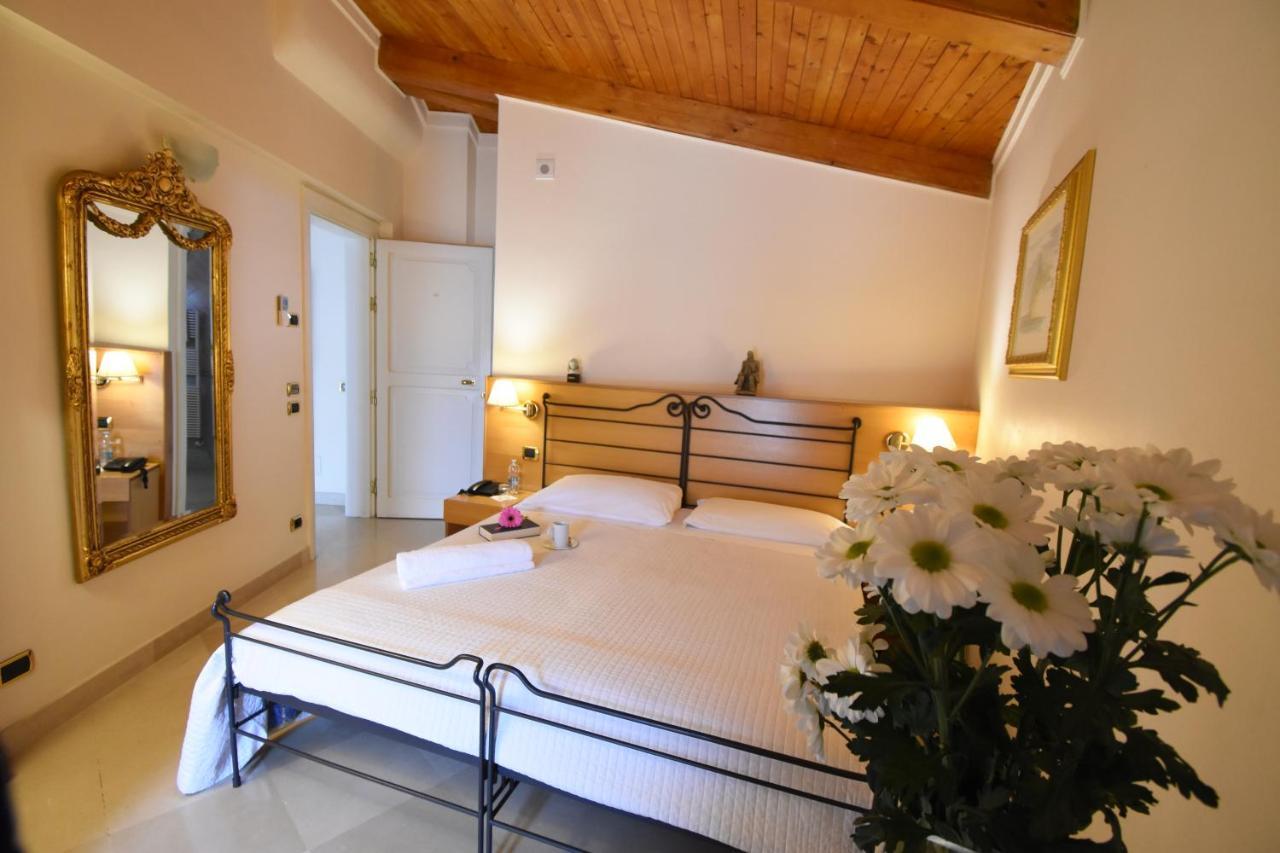 Palazzo Sottile Meninni - Classic Rooms Experience Gravina in Puglia Luaran gambar